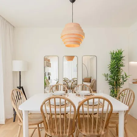 Liiiving In - Factory Pearl Lejlighed *